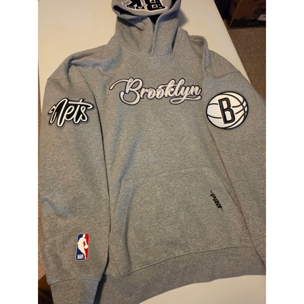 Pro Standard Brooklyn Nets NBA Hoodie Grey Chenille Patch BBN5515767-DHG Mens L